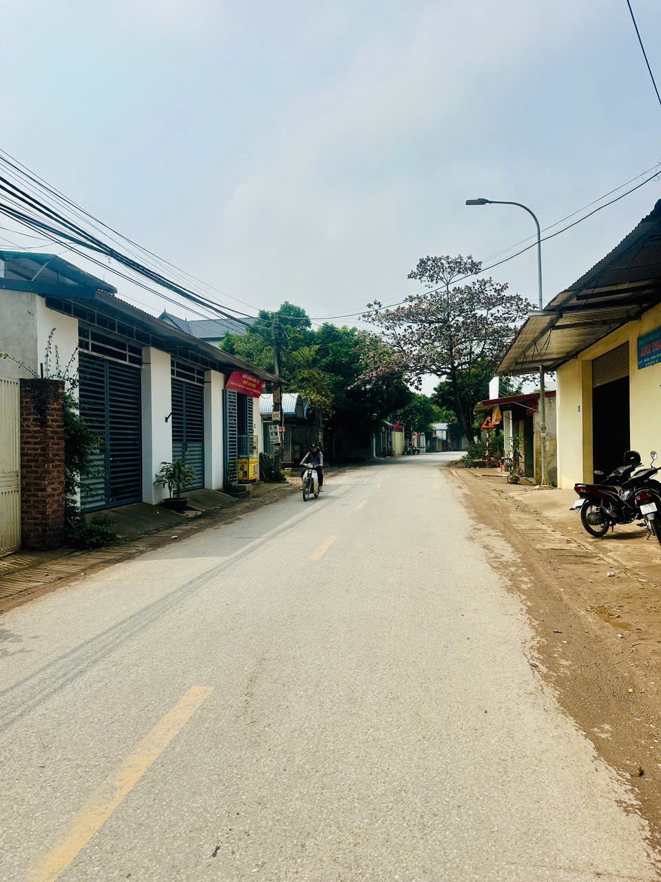 Siêu phẩm trục chính kinh doanh 418 xuân đồng tân minh