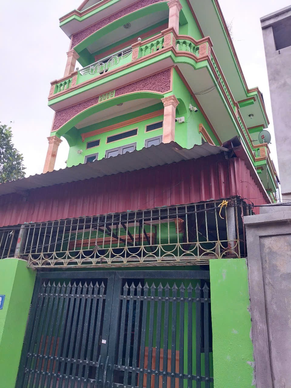 Siêu phẩm nhà 3 tầng minh trí
