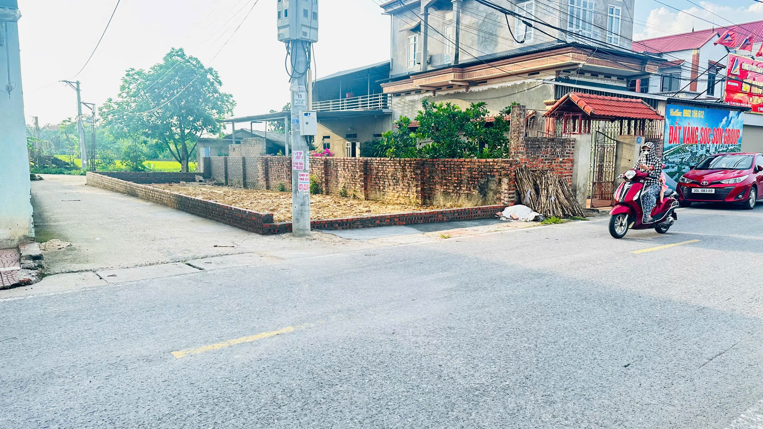 Siêu phẩm lô góc chợ THanh Trí sóc sơn