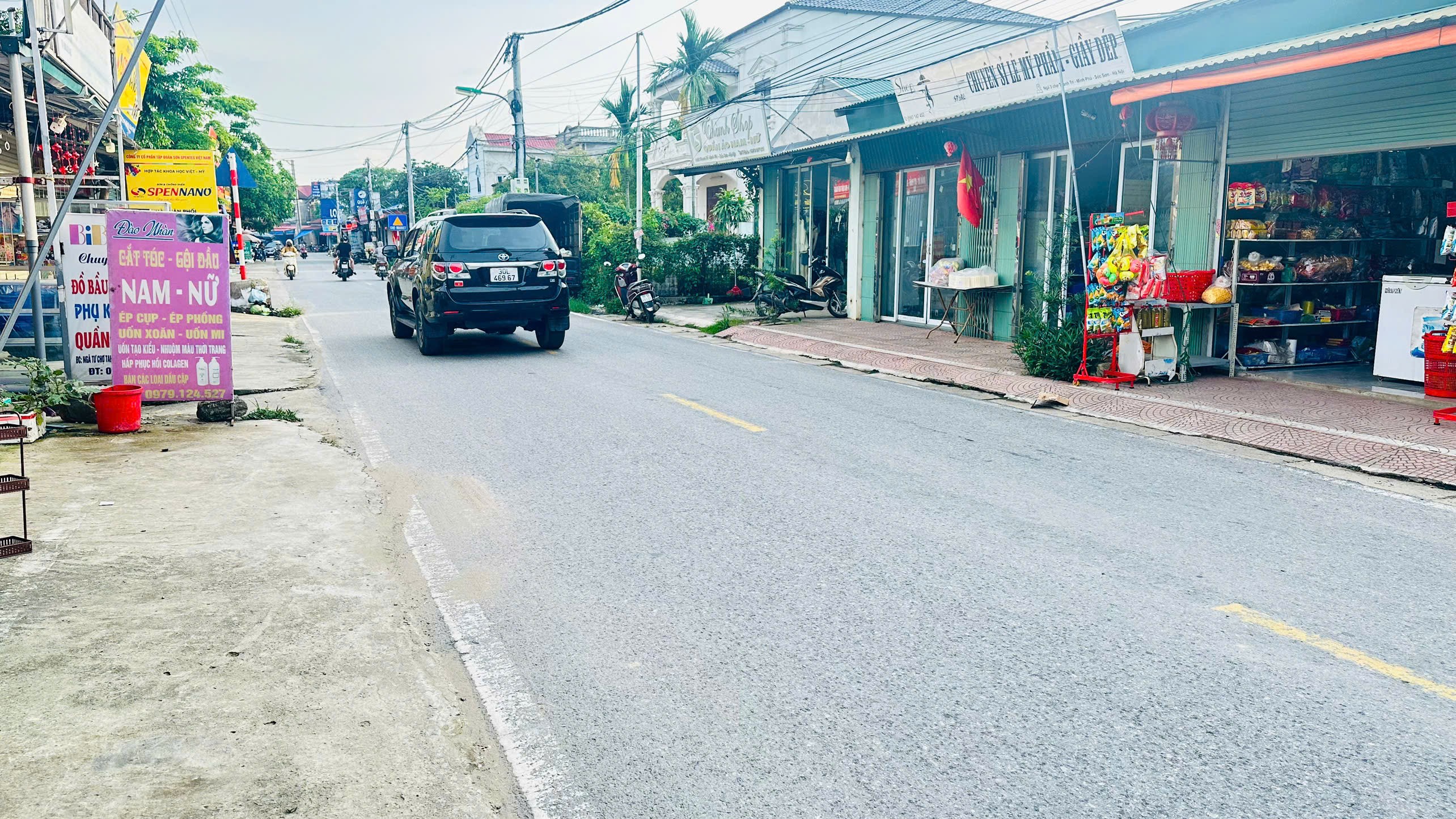 Siêu phẩm lô góc chợ THanh Trí sóc sơn