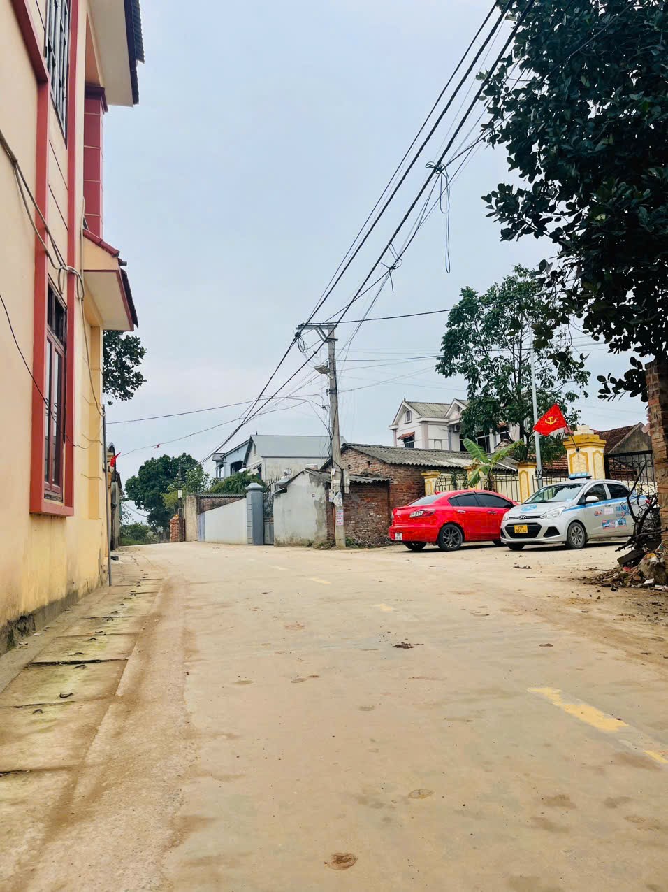 Bán đất