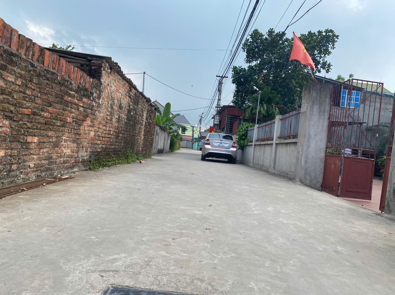 Bán đất