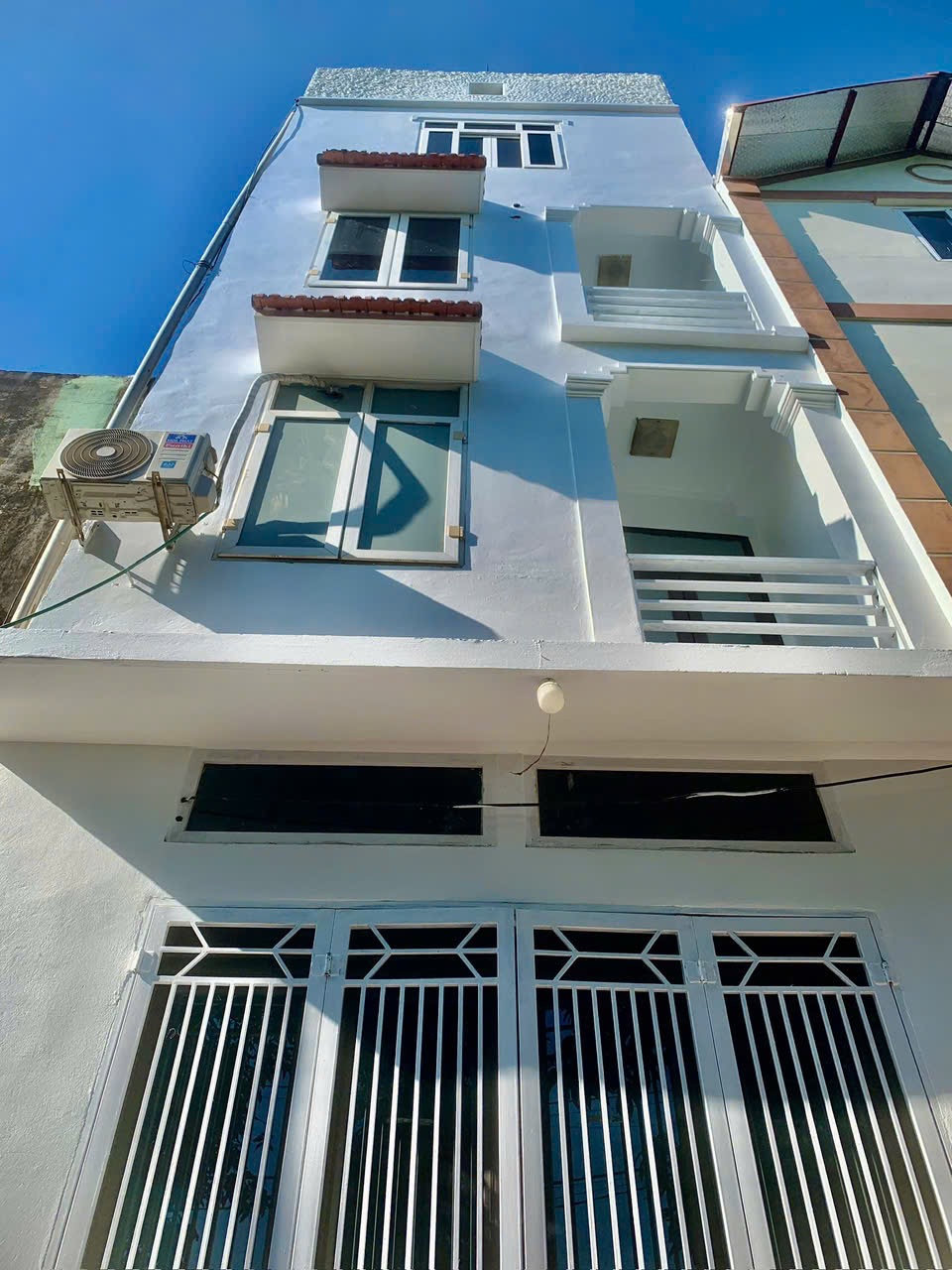 Bán nhà 42.7m² ngang 4.3m  Xã Phúc Thịnh