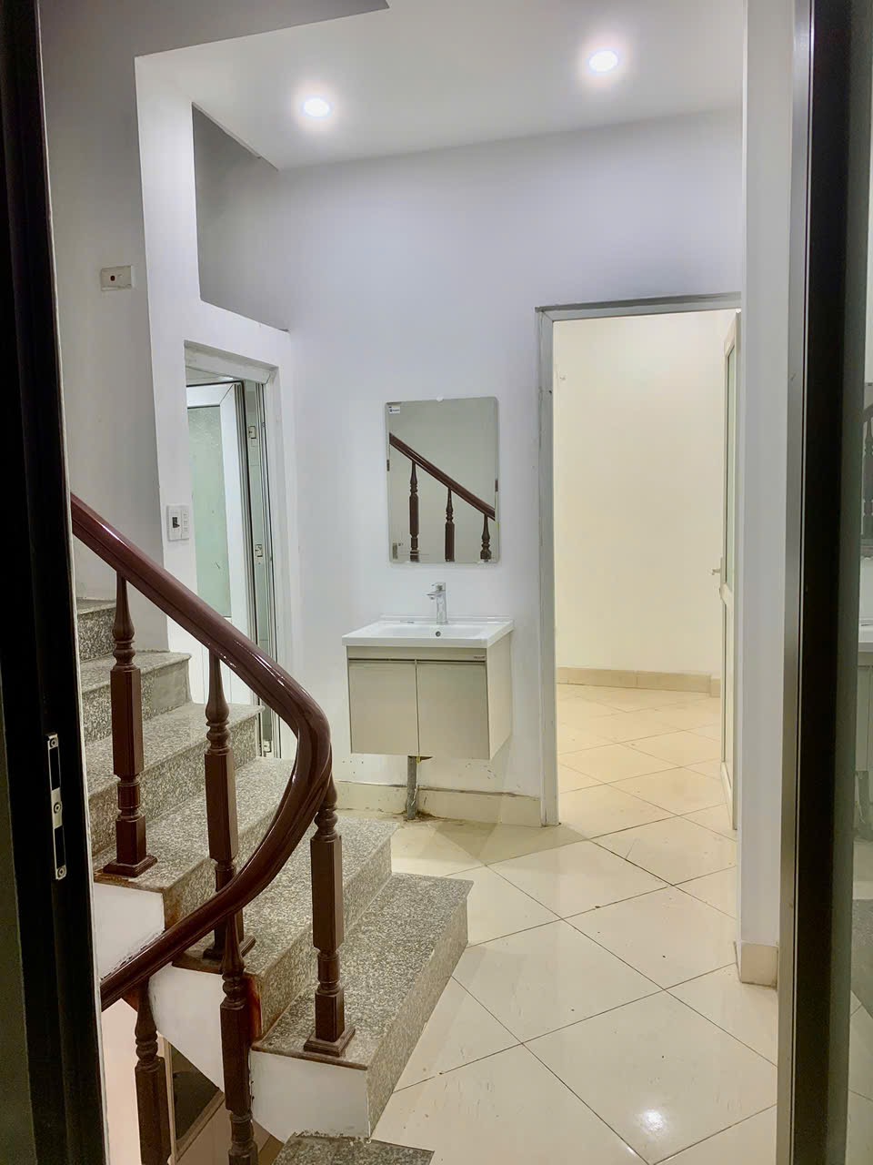 Bán nhà 42.7m² ngang 4.3m  Xã Phúc Thịnh